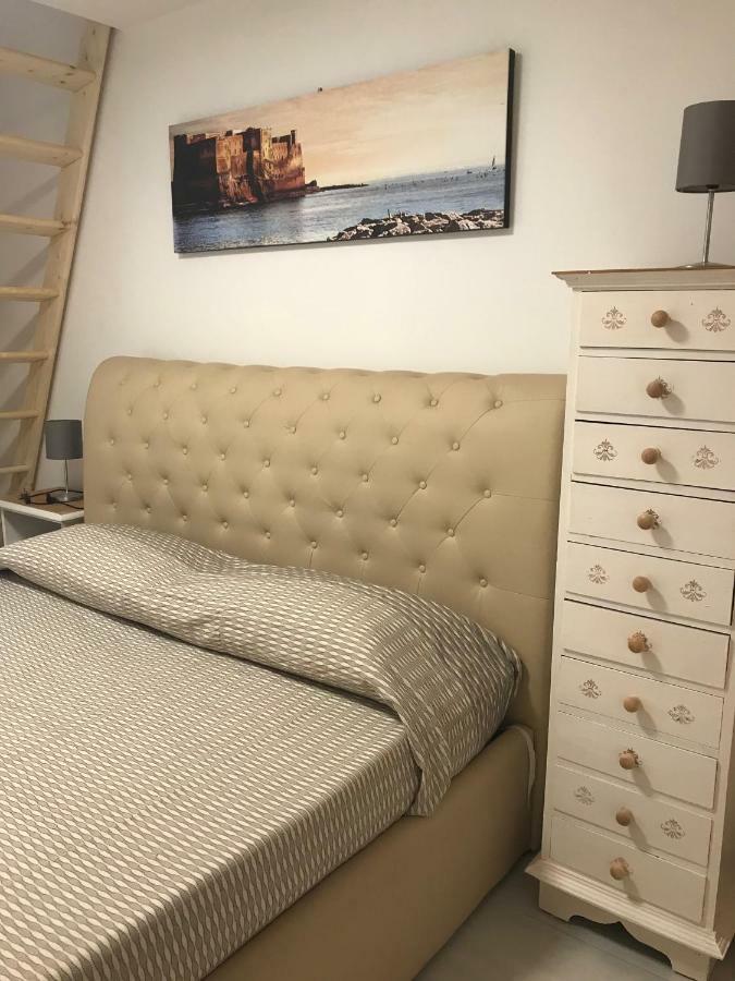 شقة La Casa Di Hoby نابولي المظهر الخارجي الصورة