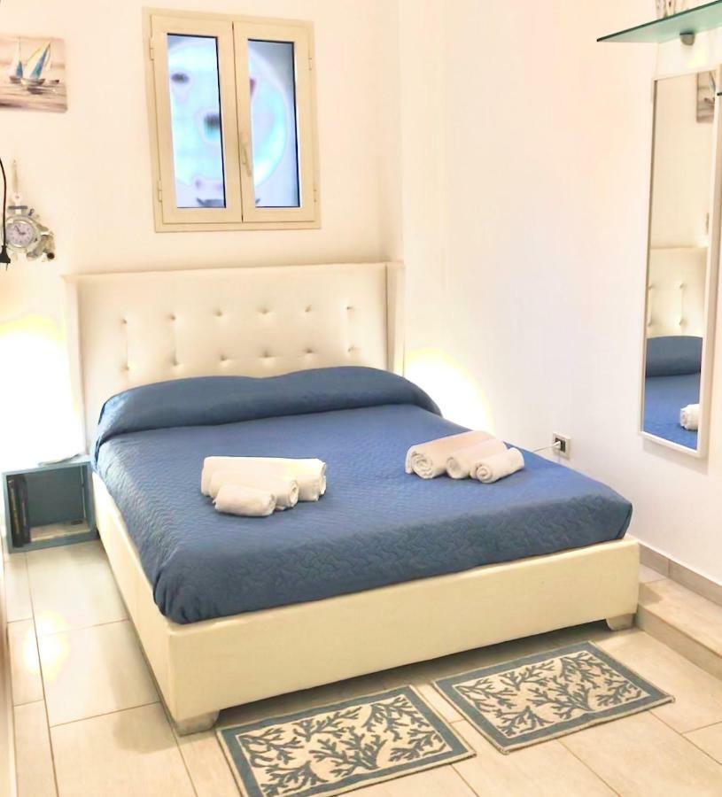 شقة La Casa Di Hoby نابولي المظهر الخارجي الصورة